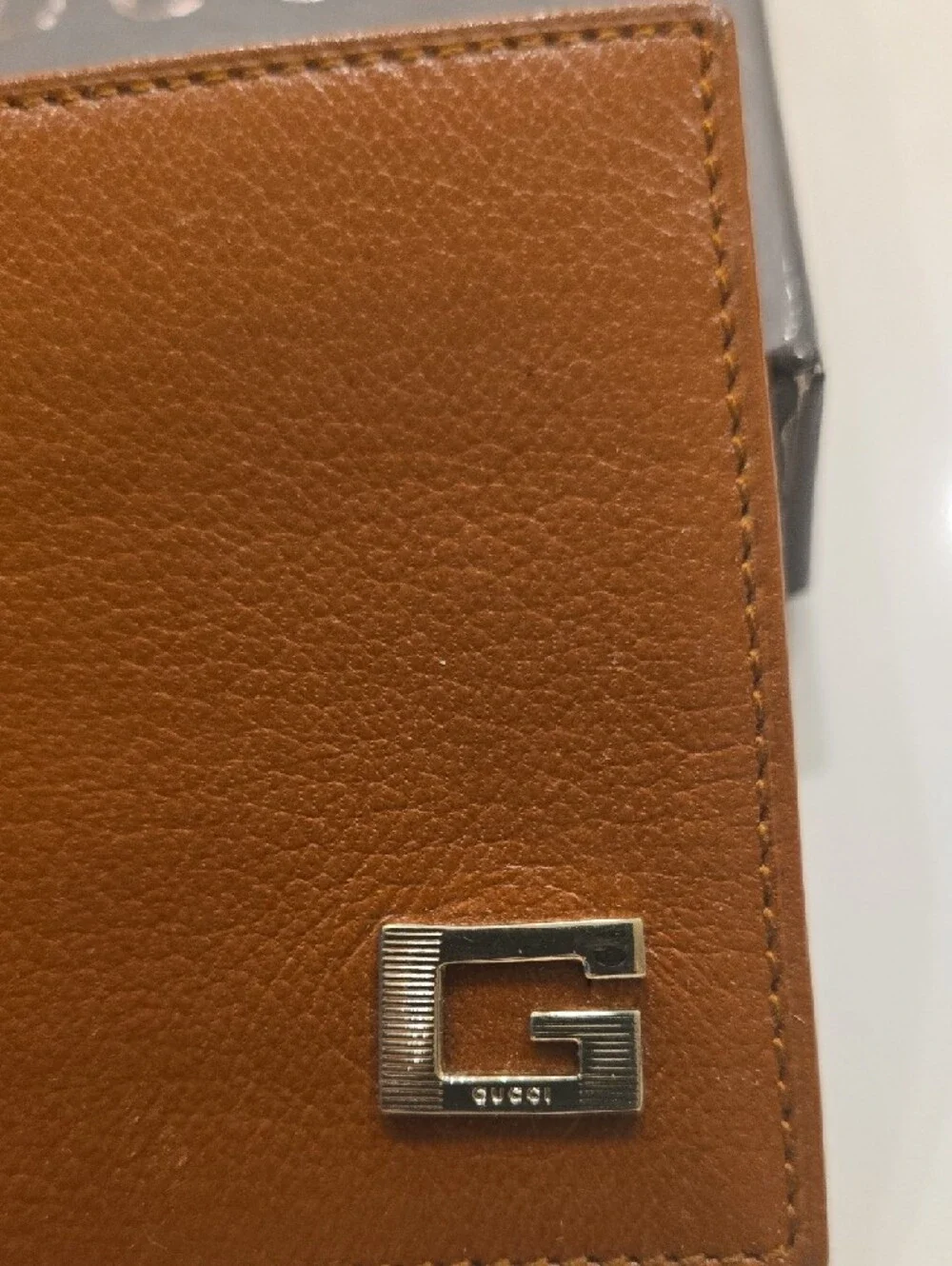Gucci Brown Leather Men's Card Holder with Gold 'G' Emblem